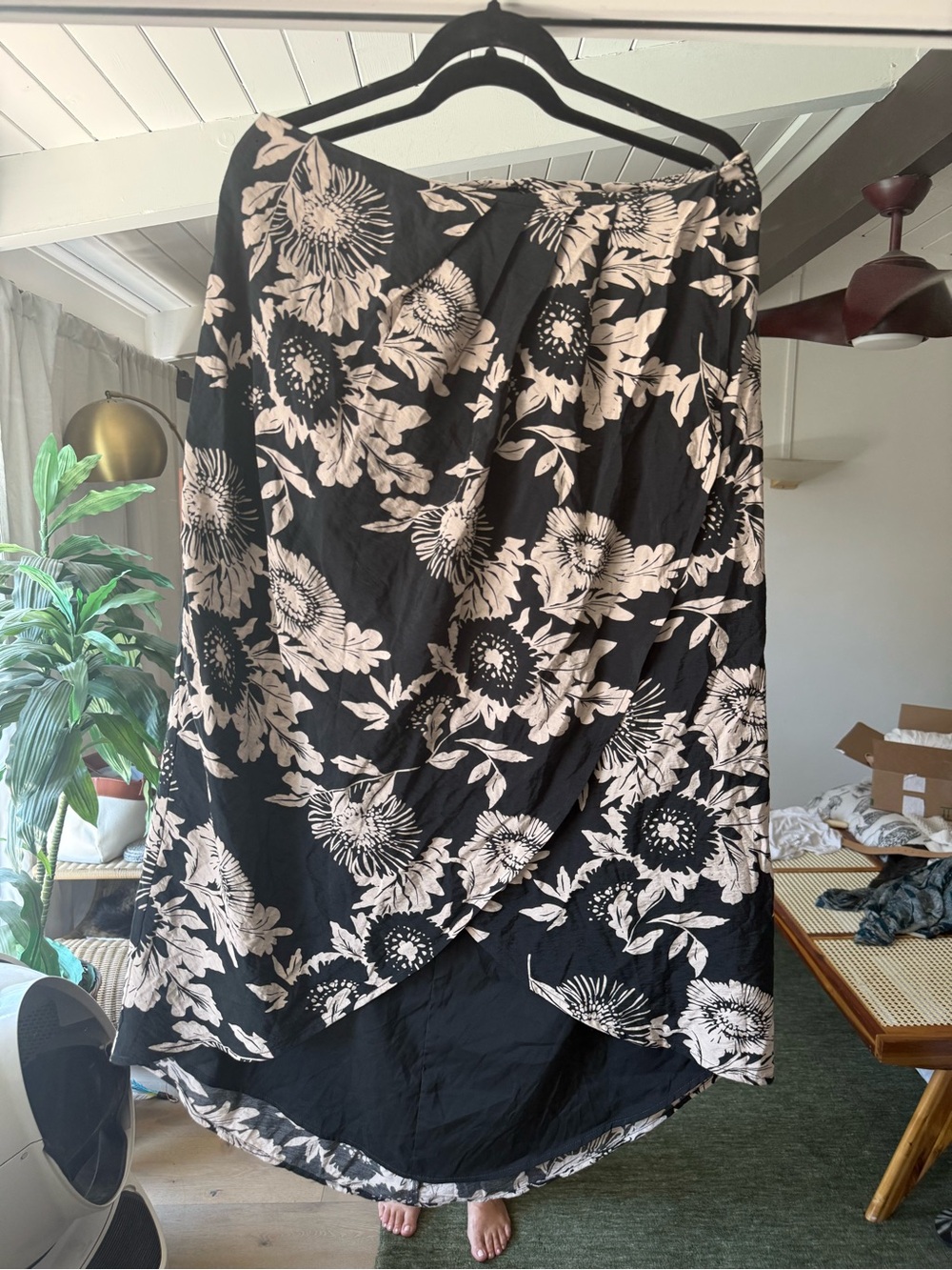 Black Floral Wrap hi-lo Skirt - Women's